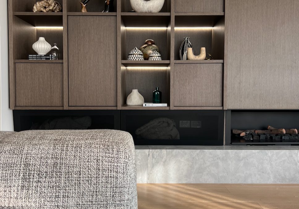 5B _ Shreeve Bookcase – LED Shelves